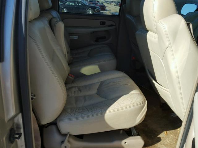 3GNEC16Z33G266175 - 2003 CHEVROLET SUBURBAN C TAN photo 6