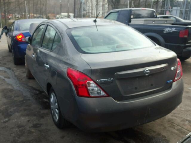 3N1CN7AP8CL867692 - 2012 NISSAN VERSA S GRAY photo 3