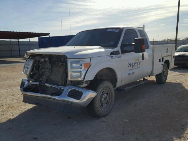 1FD7X2B60FEA89700 - 2015 FORD F250 SUPER WHITE photo 2