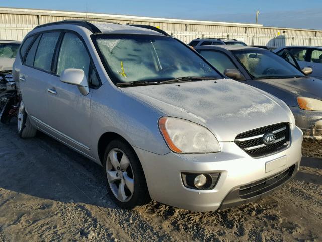 KNAFG526687186292 - 2008 KIA RONDO LX SILVER photo 1