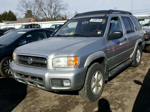 JN8DR09X22W662724 - 2002 NISSAN PATHFINDER SILVER photo 2