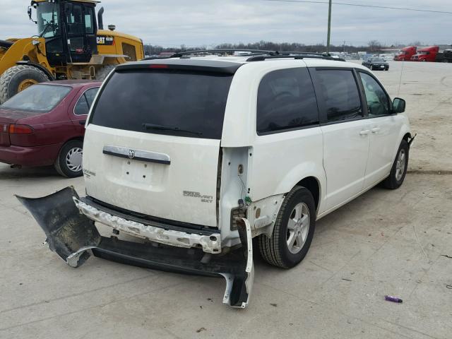 2D4RN5D12AR389128 - 2010 DODGE GRAND CARA WHITE photo 4