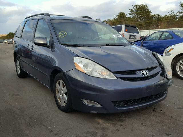 5TDZK22C48S114189 - 2008 TOYOTA SIENNA XLE BLUE photo 1