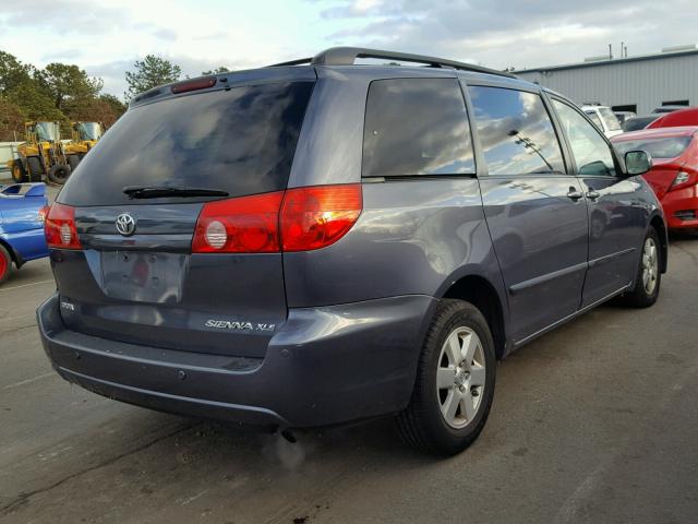 5TDZK22C48S114189 - 2008 TOYOTA SIENNA XLE BLUE photo 4