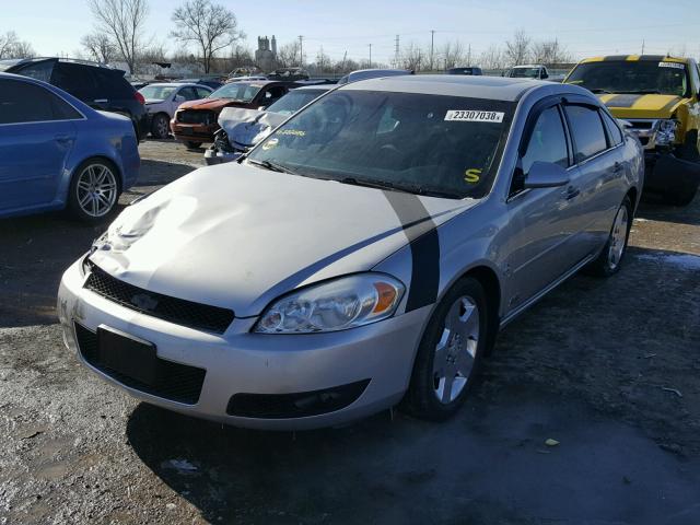 2G1WD58CX79232656 - 2007 CHEVROLET IMPALA SUP 银色 照片 2