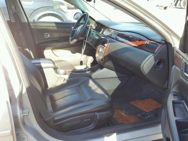 2G1WD58CX79232656 - 2007 CHEVROLET IMPALA SUP 银色 照片 5