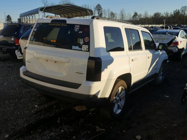 1J4NF1GB2BD217539 - 2011 JEEP PATRIOT SP WHITE photo 4