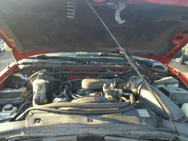 1GNDT13W5Y2316760 - 2000 CHEVROLET BLAZER RED photo 7