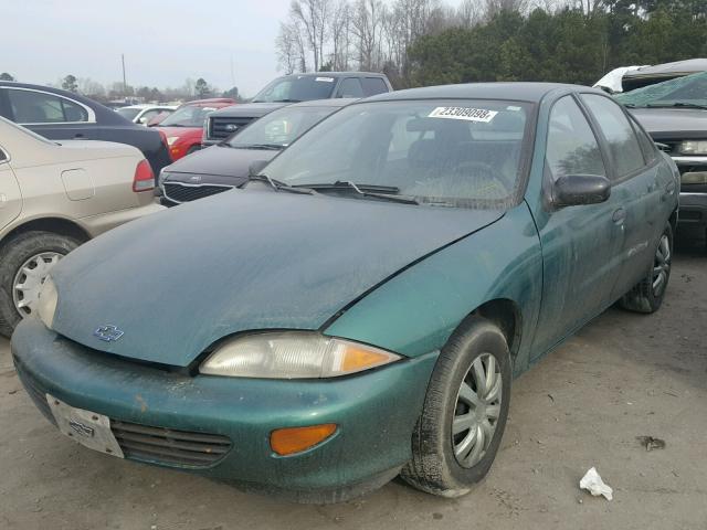 1G1JC5243W7213235 - 1998 CHEVROLET CAVALIER GREEN photo 2