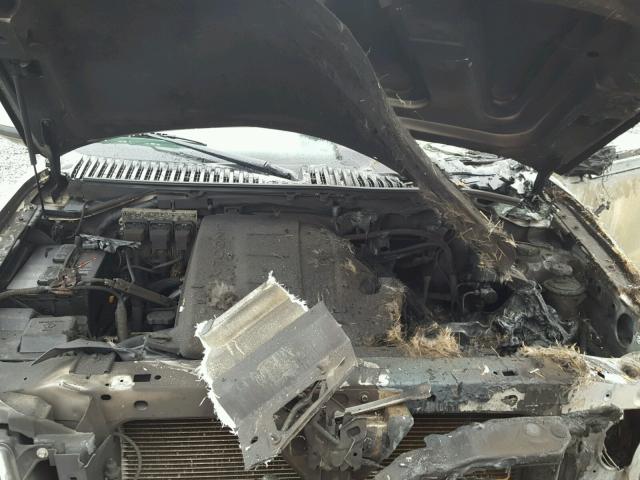 5LMFU285X5LJ22647 - 2005 LINCOLN NAVIGATOR SILVER photo 7