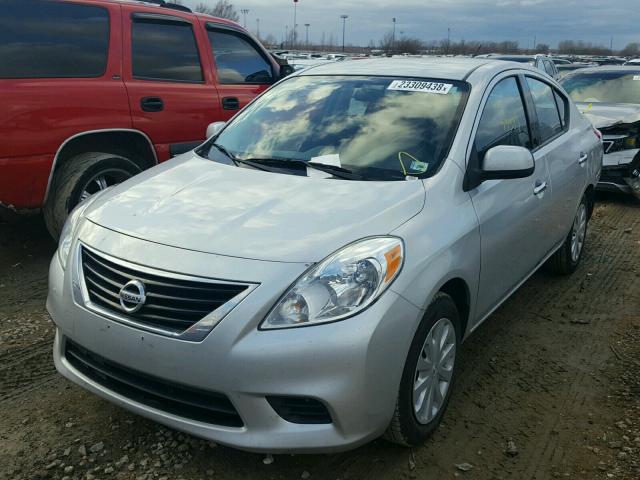 3N1CN7AP8EL824439 - 2014 NISSAN VERSA S SILVER photo 2