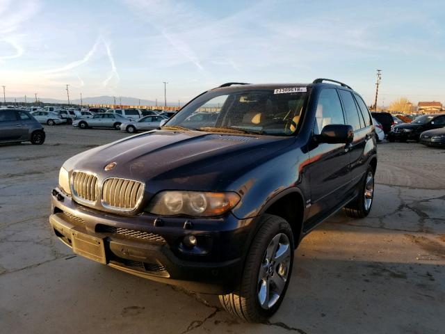 5UXFB53515LV13626 - 2005 BMW X5 4.4I BLUE photo 2