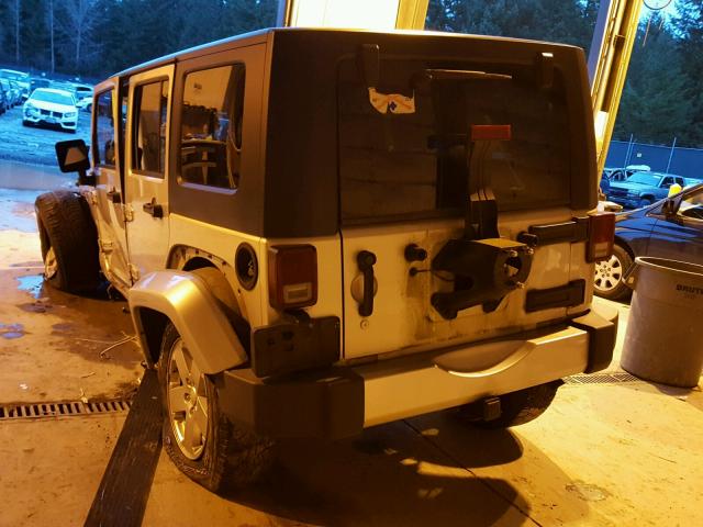 1J4GA59158L518114 - 2008 JEEP WRANGLER U SILVER photo 3