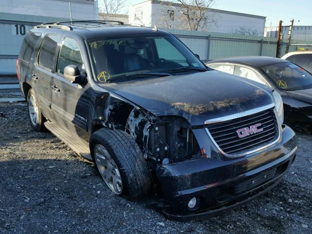 1GKFK130X7J357135 - 2007 GMC YUKON BLACK photo 1