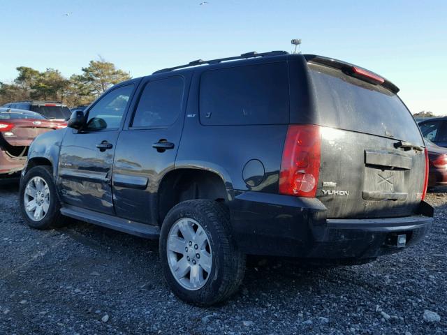 1GKFK130X7J357135 - 2007 GMC YUKON BLACK photo 3