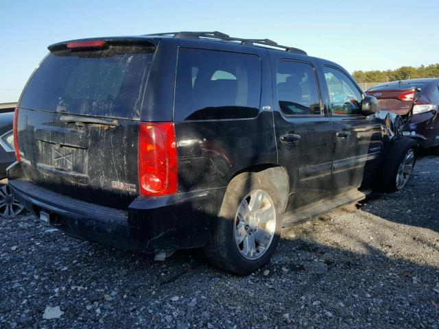 1GKFK130X7J357135 - 2007 GMC YUKON BLACK photo 4