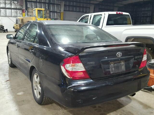 4T1BF30K02U005152 - 2002 TOYOTA CAMRY LE BLACK photo 3