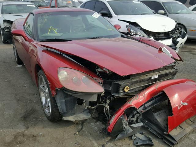 1G1YY22UX55107552 - 2005 CHEVROLET CORVETTE RED photo 1