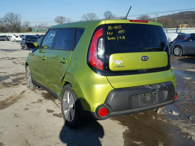 KNDJN2A2XG7834411 - 2016 KIA SOUL GREEN photo 3