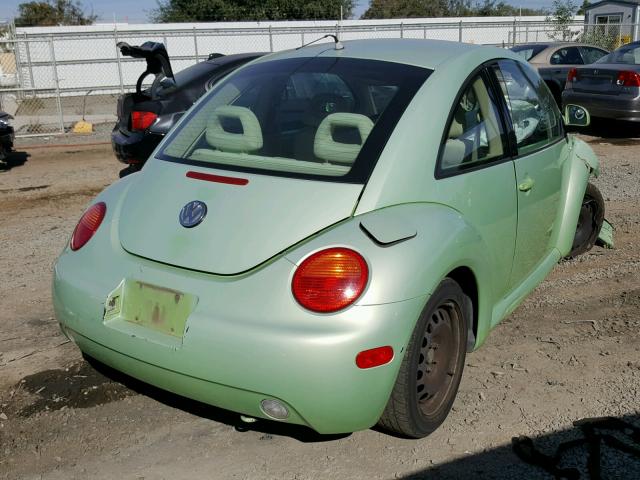 3VWBC21C2YM416786 - 2000 VOLKSWAGEN NEW BEETLE GREEN photo 4