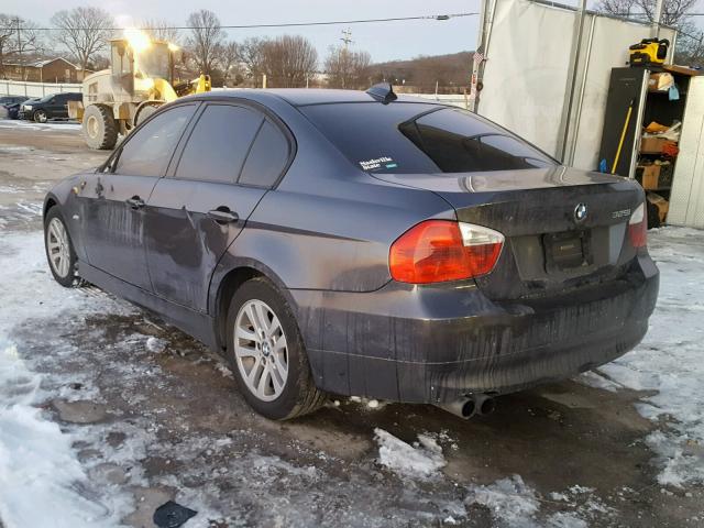 WBAVB17526NK38240 - 2006 BMW 325 I AUTO GRAY photo 3