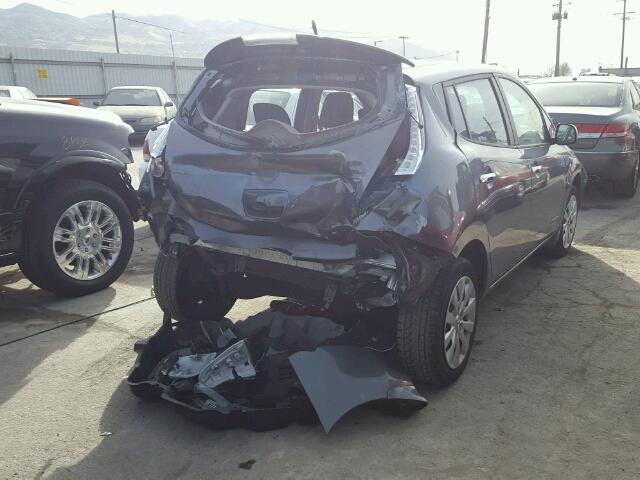 1N4AZ0CP5EC334071 - 2014 NISSAN LEAF S GRAY photo 4