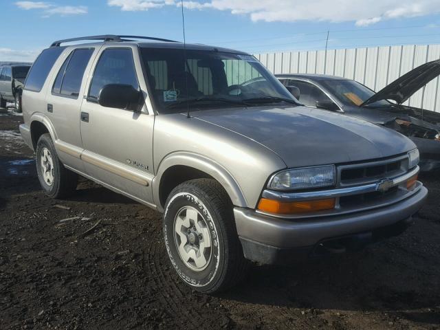 1GNDT13W12K164192 - 2002 CHEVROLET BLAZER TAN photo 1