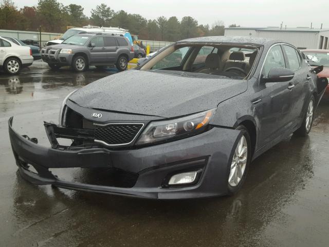 5XXGM4A74FG465586 - 2015 KIA OPTIMA LX GRAY photo 2