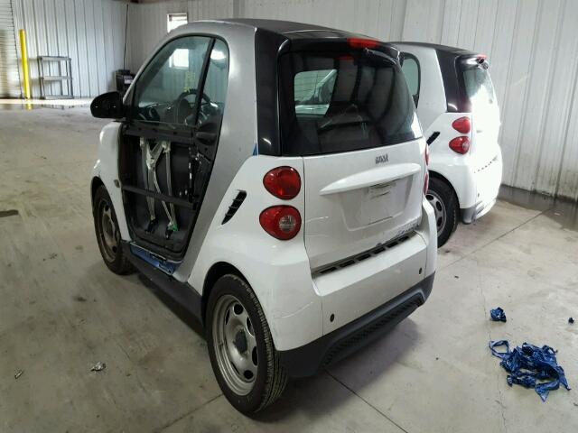 WMEEJ3BA3EK781491 - 2014 SMART FORTWO PUR TWO TONE photo 3