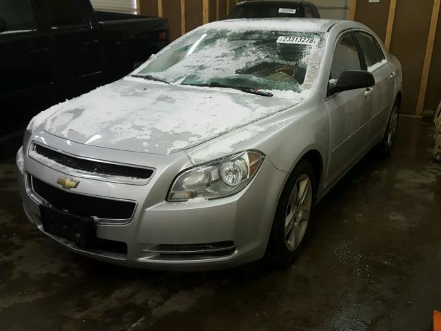 1G1ZG57B09F162981 - 2009 CHEVROLET MALIBU LS ვერცხლისფერი ფოტო 2