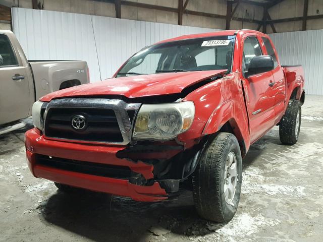 5TEUX42N07Z369187 - 2007 TOYOTA TACOMA ACC RED photo 2