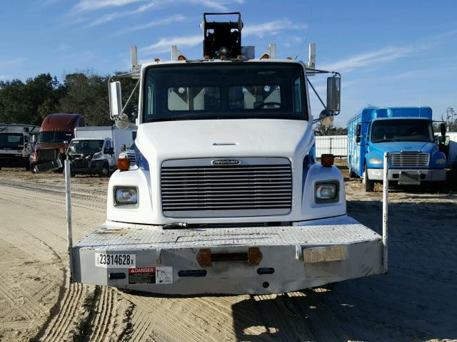 1FVABUAK02HJ70857 - 2002 FREIGHTLINER MEDIUM CON TWO TONE photo 9