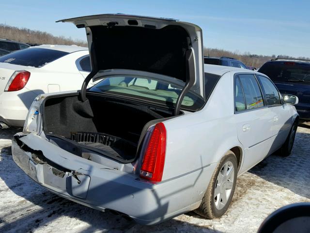 1G6KD57Y27U147352 - 2007 CADILLAC DTS SILVER photo 4