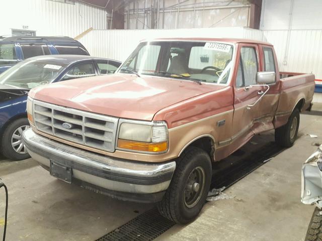 1FTEX14N7RKA74806 - 1994 FORD F150 RED photo 2