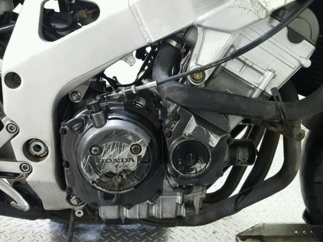 JH2SC3302VM101190 - 1997 HONDA CBR900 RR Yaşıl foto 12