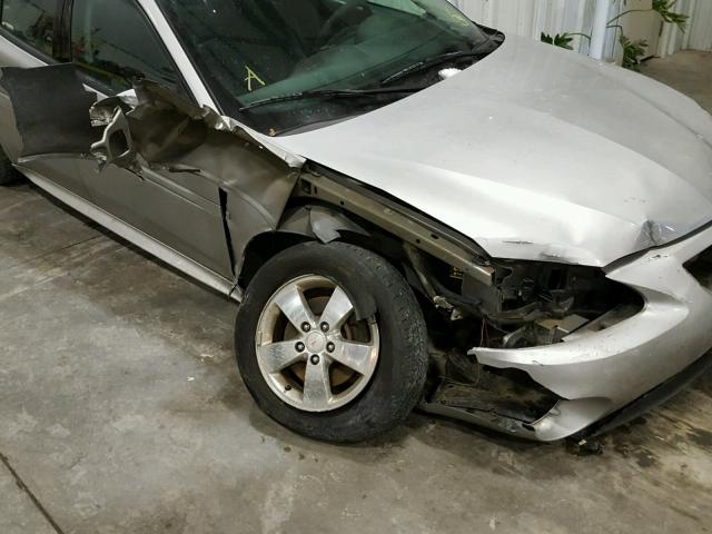 2G2WP552X71196366 - 2007 PONTIAC GRAND PRIX SILVER photo 9