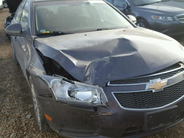 1G1PF5S93B7169017 - 2011 CHEVROLET CRUZE LT CHARCOAL photo 9