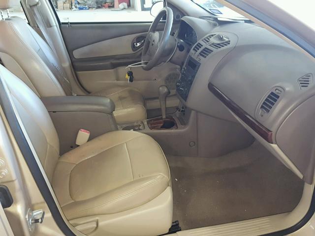 1G1ZT52845F308882 - 2005 CHEVROLET MALIBU LS BEIGE photo 5