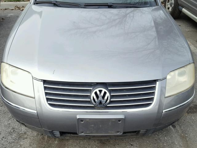 WVWWH63B42E263942 - 2002 VOLKSWAGEN PASSAT GLX 石墨色 照片 7