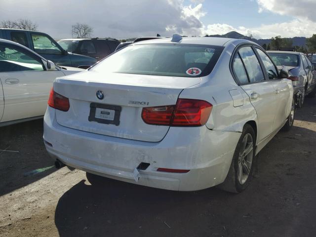 WBA3B1C55DF462820 - 2013 BMW 320 I WHITE photo 4