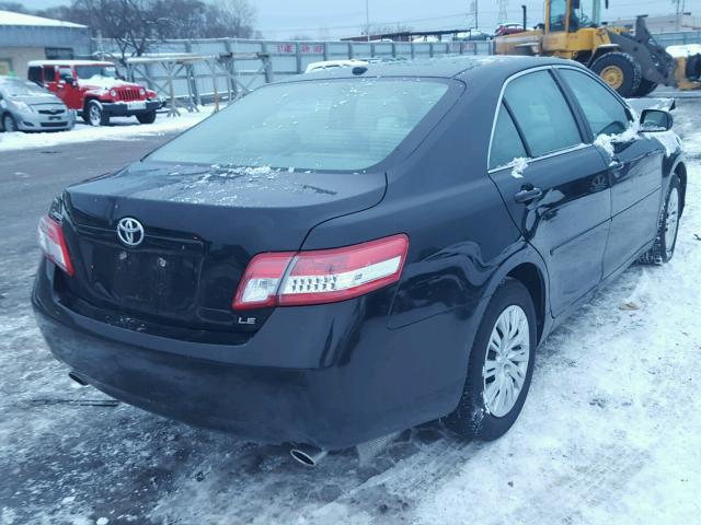 4T1BK3EK2BU132103 - 2011 TOYOTA CAMRY SE BLACK photo 4