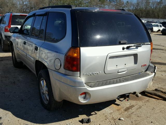 1GKDS13S242250742 - 2004 GMC ENVOY SILVER photo 3