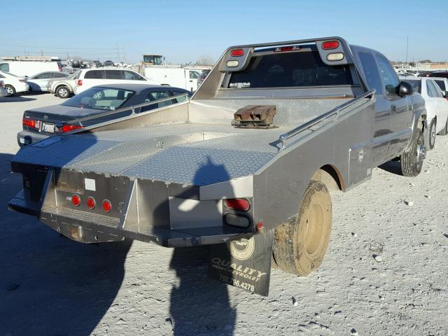 1GBJC39143E186338 - 2003 CHEVROLET SILVERADO SILVER photo 4