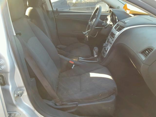 1G1ZH57B19F120669 - 2009 CHEVROLET MALIBU 1LT 银色 照片 5