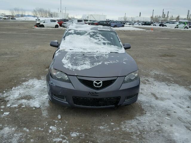 JM1BK32F181154132 - 2008 MAZDA 3 I GRAY photo 9