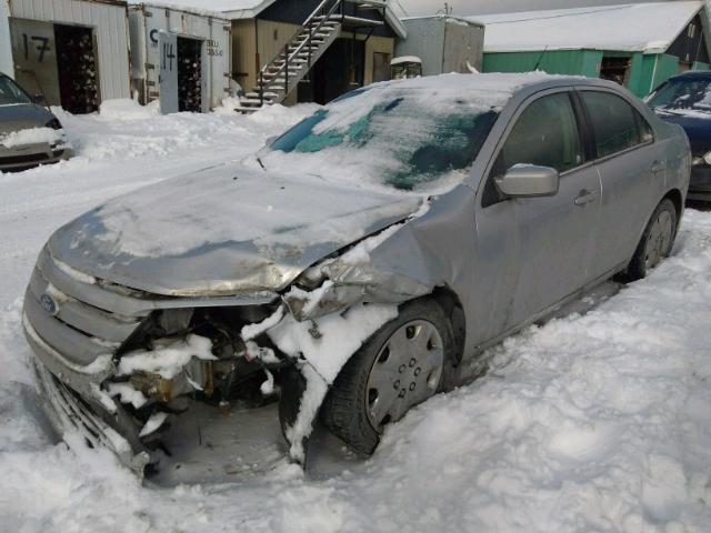 3FAHP0HA9BR326447 - 2011 FORD FUSION SE GRAY photo 2