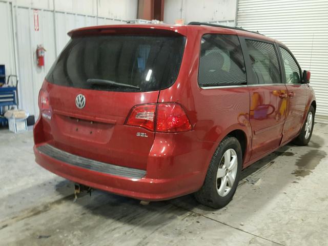 2V8HW54X79R543360 - 2009 VOLKSWAGEN ROUTAN SEL RED photo 4