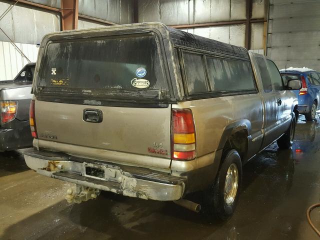 1GTEK19T8YE228541 - 2000 GMC NEW SIERRA SILVER photo 4