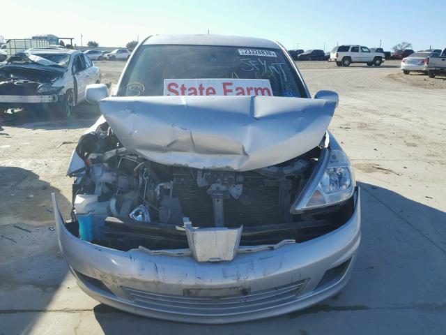 3N1BC1CP4AL366548 - 2010 NISSAN VERSA S SILVER photo 9