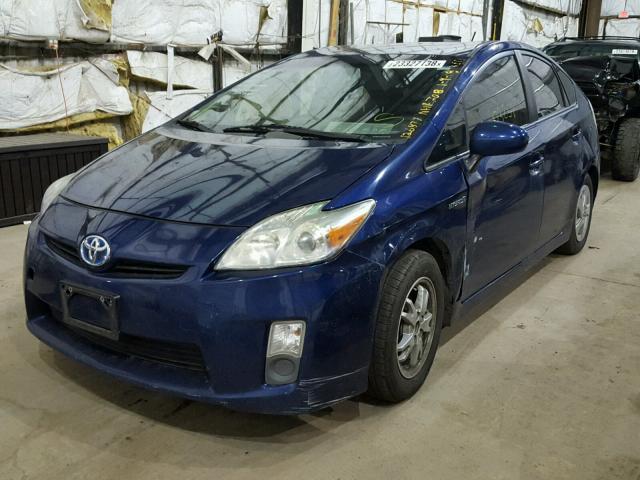 JTDKN3DU5A0039399 - 2010 TOYOTA PRIUS BLUE photo 2